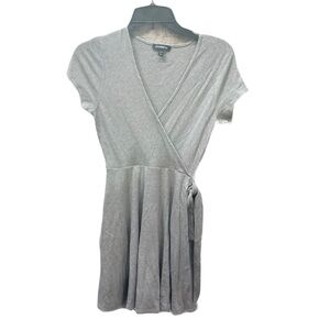❤️ EXPRESS GREY RIBBED WRAP DRESS SIZE XS